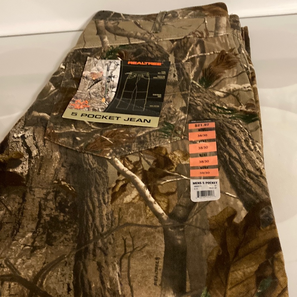 Realtree camo Mens 5-pocket jeans, size 38/30